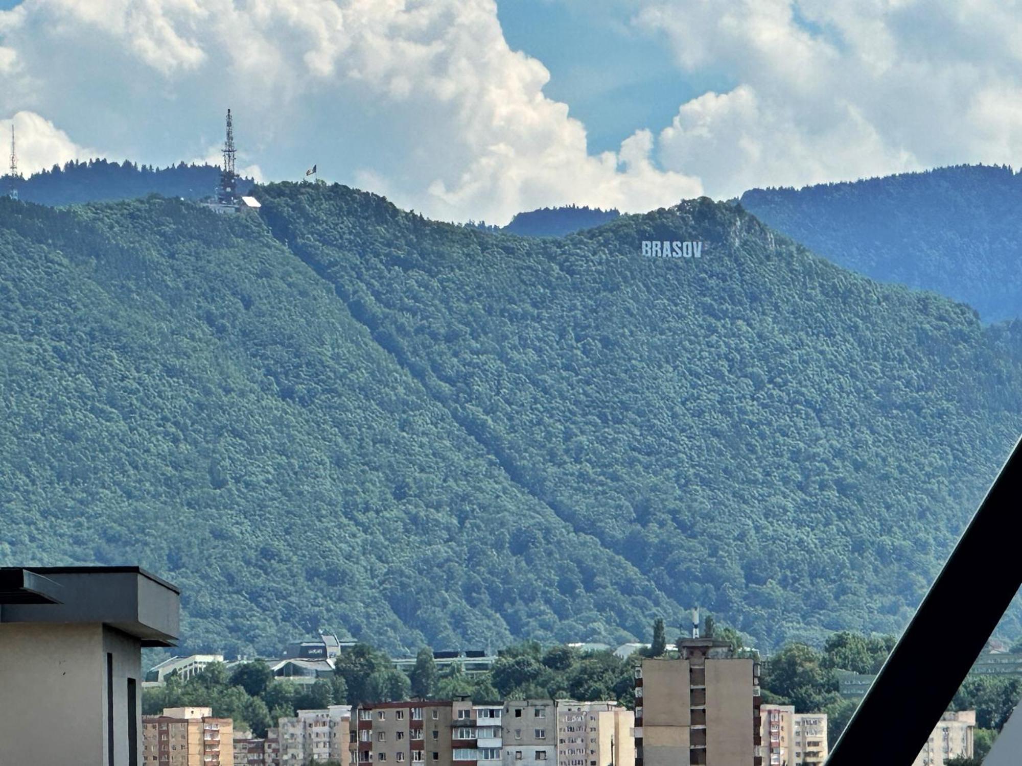 Apartamento Koa - Twin Tower Braşov Exterior foto
